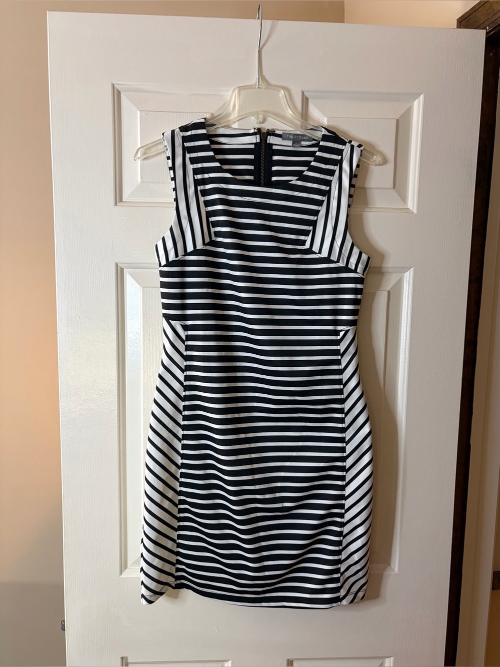 Tinsley Road Black & White Striped Sheath Dress Size Small